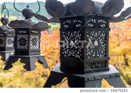Tanzan Shrine 9393 59879265