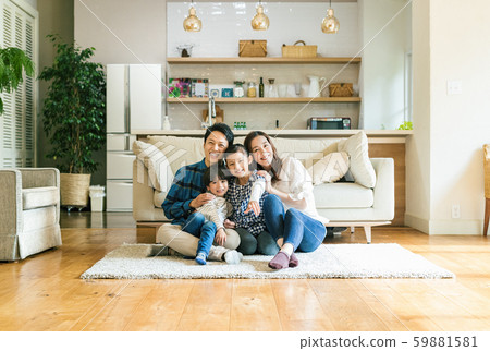 家庭,父母和子女,家 家庭,父母和子女,家 59881581