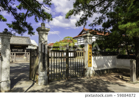 酒井學校前名林岡梅林學社正門（山口縣Sa市） 59884872