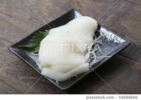 Squid sashimi 59888606