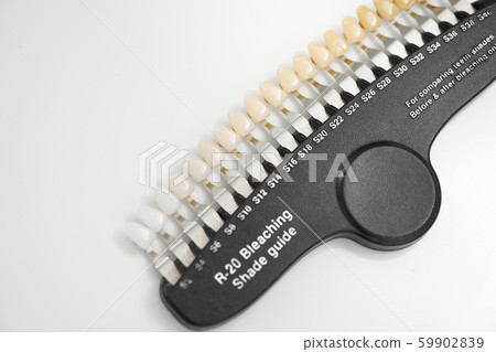 Shade guide for teeth whitening 59902839