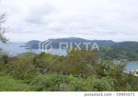Near the Chio-Satojima Lighthouse (Tomoo-mura, Oki-gun, Shimane) Near the Chio-Satojima Lighthouse (Tomoo-mura, Oki-gun, Shimane) 59905073