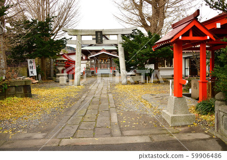 深秋拍攝北海道函館市嚴島神社的風景 59906486