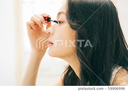 Makeup scene 59906996