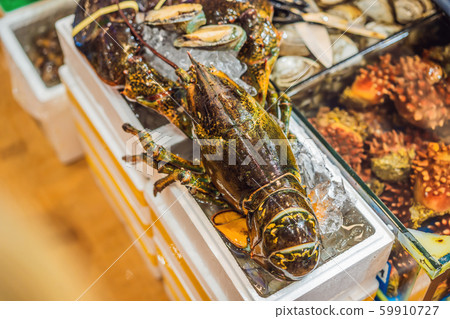 Raw seafood at Noryangjin Fisheries Wholesale Market in Seoul, South Korea 59910727