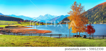 Splendid autumn panorama of Haidersee (Lago della 59912330