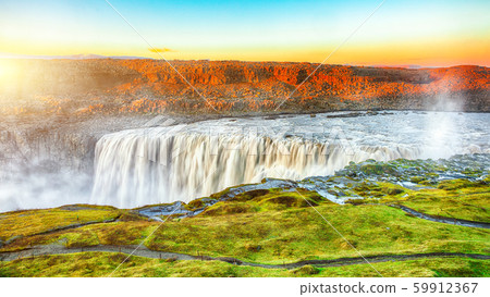 Marvelous sunrise view of the most powerful Marvelous sunrise view of the most powerful 59912367