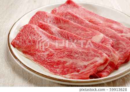 Raw beef Raw beef 59913628