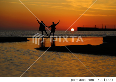 The Sun of the Myth 59914223