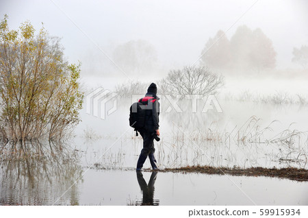 韓國全羅北道濟南郡龍潭湖的早晨景色 59915934