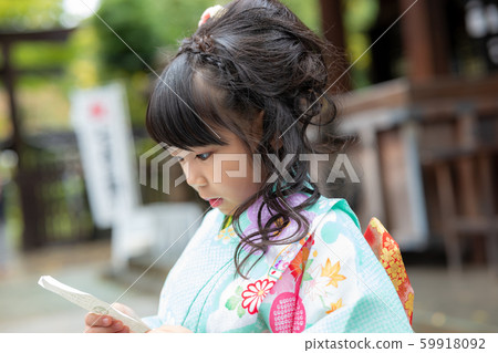 Shichigosan女孩畫像修整頭髮安排 Shichigosan女孩畫像修整頭髮安排 59918092