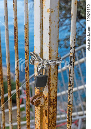 Padlock and Chain 59924580