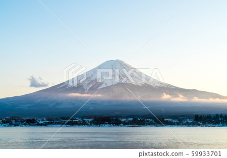 Mountain Fuji San at Kawaguchiko Lake. Mountain Fuji San at Kawaguchiko Lake. 59933701