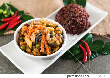 Panaeng Curry with pork and berry rice Panaeng Curry with pork and berry rice 59934318