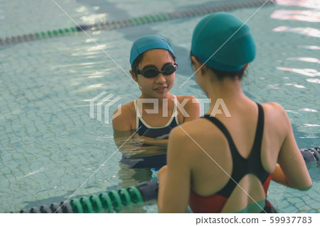 swimming, younger, pool 59937783