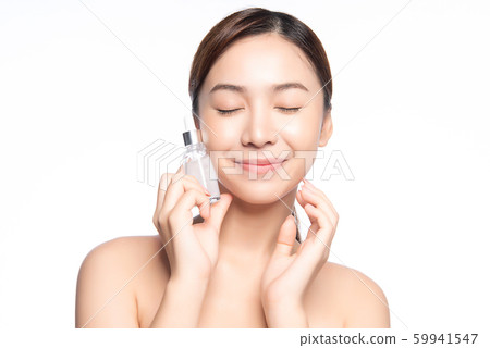 女人的美麗臉油 59941547