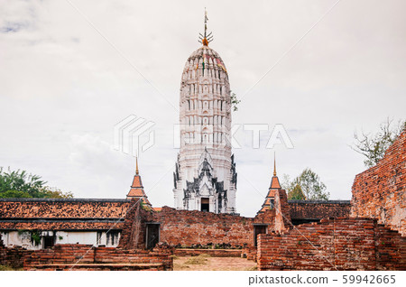 Ayutthaya ancient Buddhist pagoda in Wat Putthaisawan temple 59942665