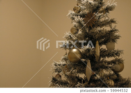 Christmas tree right 59944532