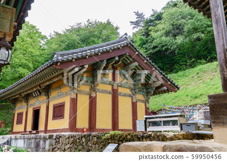 Beautiful wooden building of Andong traditional hanok in korea 59950456