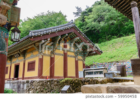 Beautiful wooden building of Andong traditional hanok in korea 59950458