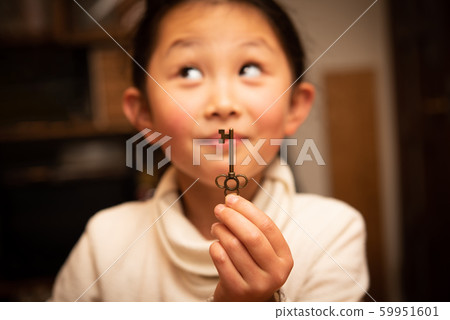 Girl with a key 59951601
