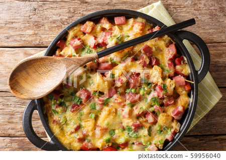 Strata bread casserole with ham, onions, cheese Strata bread casserole with ham, onions, cheese 59956040