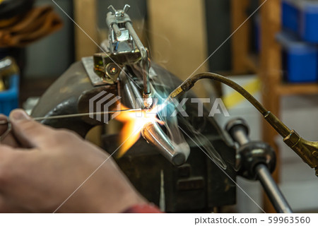 Acetylene welding 59963560
