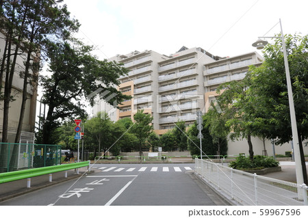 ■ Akabanedai Nishi Elementary School ■ Public Service Housing Akabane Housing ■ Kita-ku, Tokyo ■ Akabanedai Nishi Elementary School ■ Public Service Housing Akabane Housing ■ Kita-ku, Tokyo 59967596