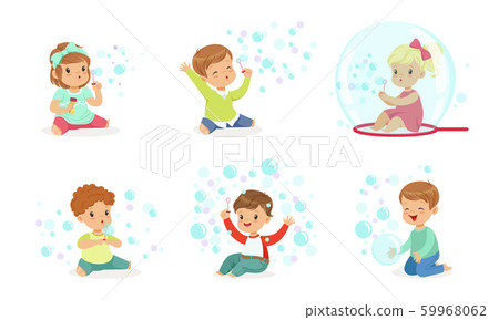 Toddlers play with soap bubbles. Vector illustration. 59968062