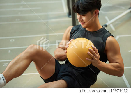 Men Fitness Medicine Ball 59971412