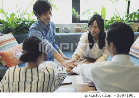 Office youth 59971903