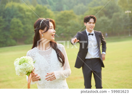 Couple Marriage Garden Couple Marriage Garden 59981623