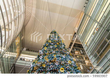 [Kanagawa] Sagami-Ono Station Christmas Tree 59983907