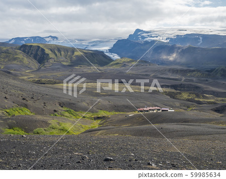 Botnar mountain hut and campsite on Laugavegur 59985634