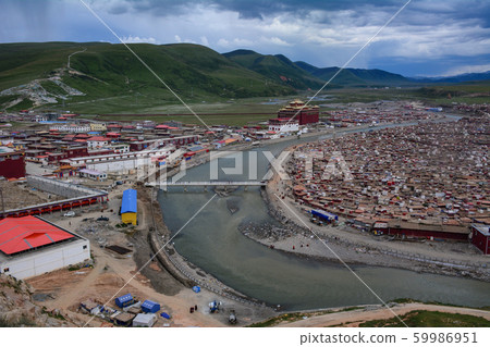 Yarchen Gar Monastery in Garze Tibetan 59986951