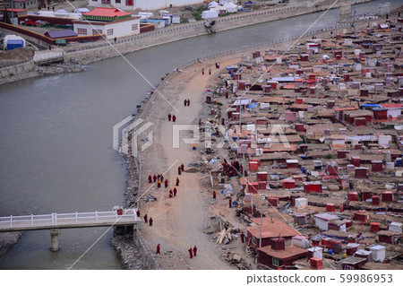 Yarchen Gar Monastery in Garze Tibetan 59986953