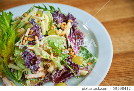 Waldorf salad 59998412