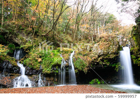 Jinma Falls (late autumn) 59999957