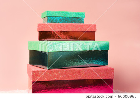 Pastel soft pink and green mint silver box set for Christmas gift 60000963