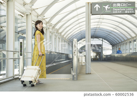 機場走道女性移動走道 60002536