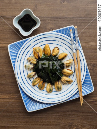 亞洲食品貽貝、海藻和醬油 亞洲食品貽貝、海藻和醬油 60005657