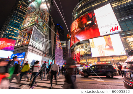 <<New York>> Night view of Times Square, Midtown 60005833