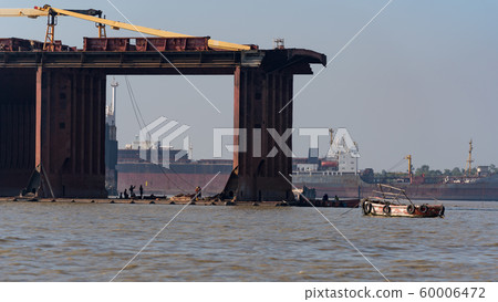 Bangladesh Ship Demolition Workshop 60006472