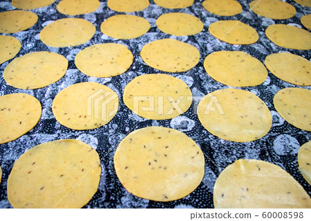 Khichiya papdi papad Rice flour crackers or Khichiya papdi papad Rice flour crackers or 60008598