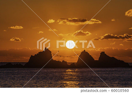 (Kanagawa) Manazuru Peninsula Mitsuishi Coast Sunrise 60010560