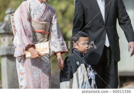 festival day for children of three, five and seven years of age, family, shrine 60011398