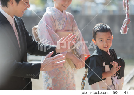 festival day for children of three, five and seven years of age, family, shrine 60011431