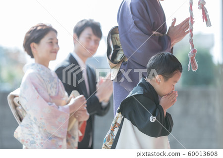 festival day for children of three, five and seven years of age, family, shrine 60013608