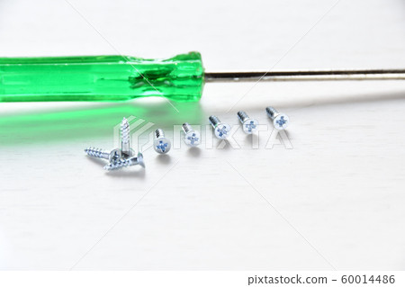 Screw and screwdriver Screw and screwdriver 60014486
