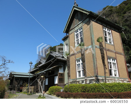 根岸夏希公園前柳下屋(西,東,西) 根岸夏希公園前柳下屋(西,東,西) 60016550